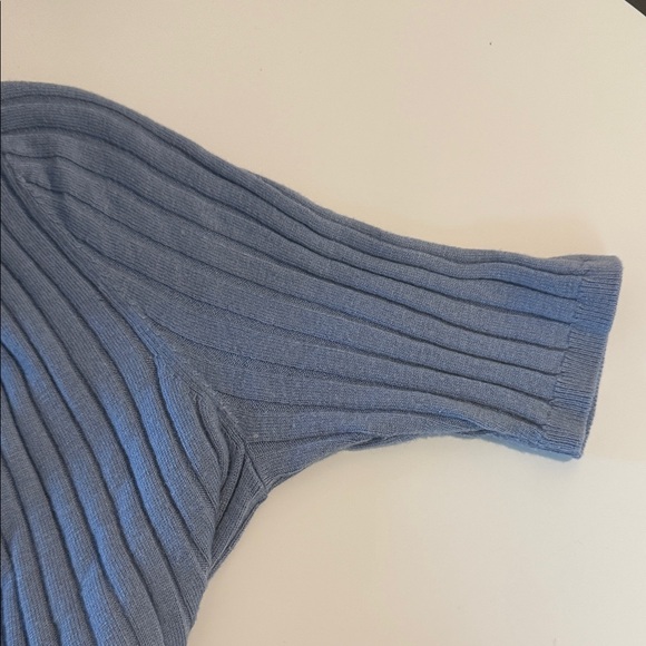 White House Black Market Light Blue Ribbed Blouse EUC - Picture 5 of 5